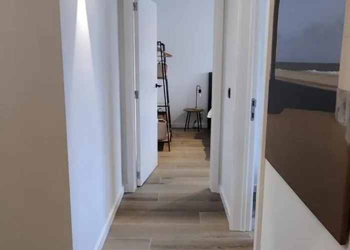 Luxueus, Ruim Op 350m Het * 奥斯滕德