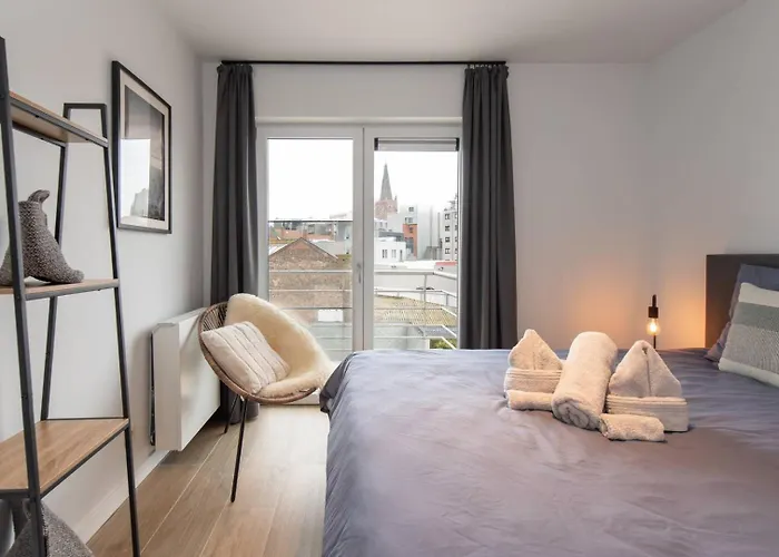 Luxueus, Ruim Op 350m Het 奥斯滕德